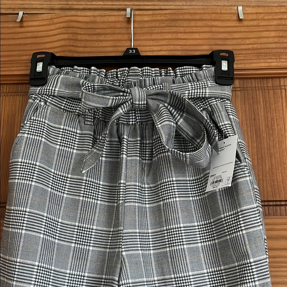 Gray Plaid High-Waisted Pants - Picture 2 of 7
